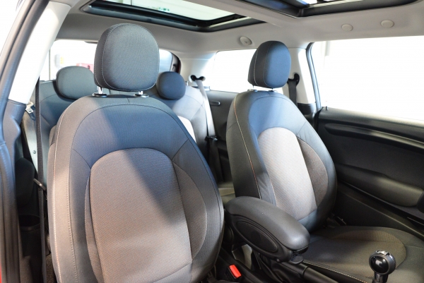 MINI COOPER D 116CH MARYLEBONE 