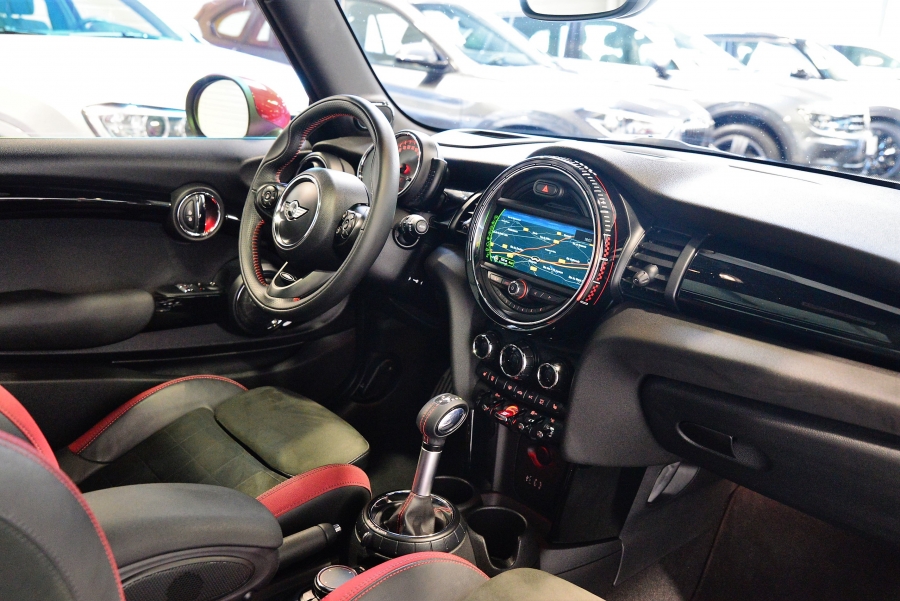 MINI JCW 231CH EXCLUSIVE DESIGN BVAS