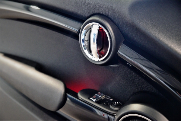 MINI JCW 231CH EXCLUSIVE DESIGN BVAS