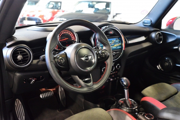 MINI JCW 231CH EXCLUSIVE DESIGN BVAS
