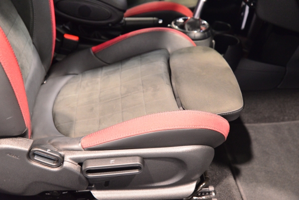 MINI JCW 231CH EXCLUSIVE DESIGN BVAS