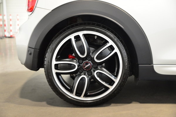 MINI JCW 231CH EXCLUSIVE DESIGN BVAS