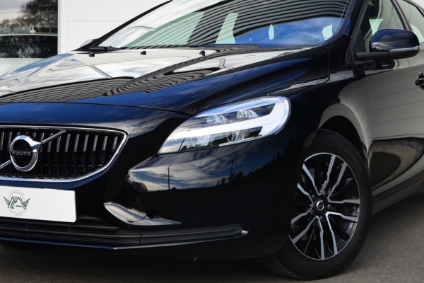  Volvo V40 T2 122CH SERIE LIMITEE ITEK EDITION