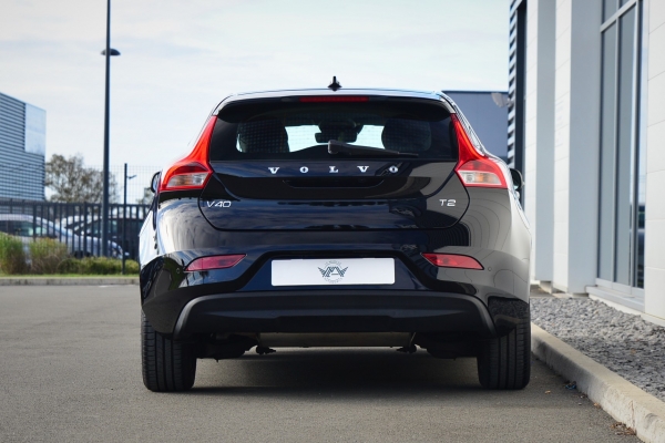  Volvo V40 T2 122CH SERIE LIMITEE ITEK EDITION