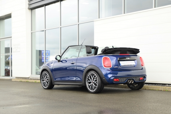 MINI CABRIO COOPER S 211CH PACK RED HOT CHILI 