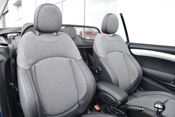 MINI CABRIO COOPER S 211CH PACK RED HOT CHILI 