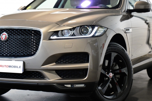 Jaguar  F-PACE 3.0L V6 300CH PORTFOLIO AWD BVA8