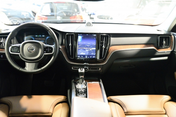  Volvo XC60 D5 235CH AWD INSCRIPTION LUXE GEARTRONIC