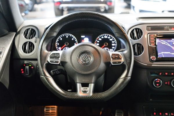  Volkswagen TIGUAN TDI 184 4MOTION R-EXCLUSIVE DSG7
