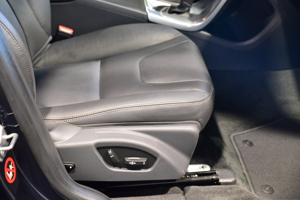  Volvo XC60 D5 220CH AWD XENIUM GEARTRONIC 