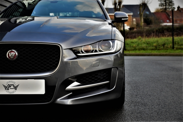 Jaguar  XE D180 R-SPORT BVA8