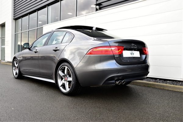 Jaguar  XE D180 R-SPORT BVA8