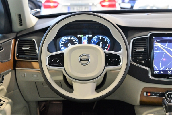  Volvo XC90 D4 190CH INSCRIPTION 7 PLACES GEARTRONIC