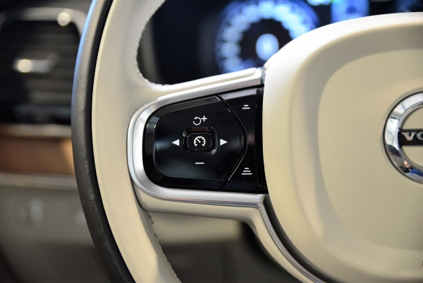  Volvo XC90 D4 190CH INSCRIPTION 7 PLACES GEARTRONIC