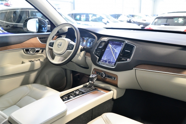  Volvo XC90 D4 190CH INSCRIPTION 7 PLACES GEARTRONIC