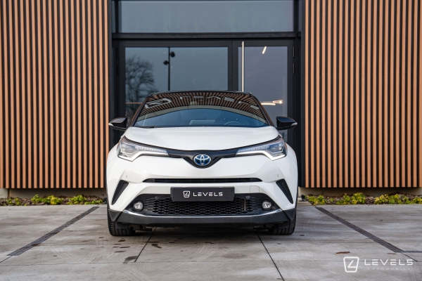 Toyota C-HR 122CH GRAPHIC PREMIUM 2WD E-CVT 