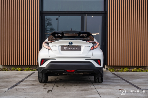 Toyota C-HR 122CH GRAPHIC PREMIUM 2WD E-CVT 