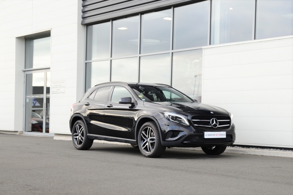 Mercedes GLA 220D SENSATION 4MATIC 7G-DCT 