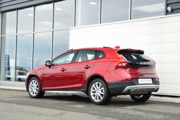  Volvo V40 CROSS COUNTRY LUXE T4 190CH AWD GEARTRONIC 8