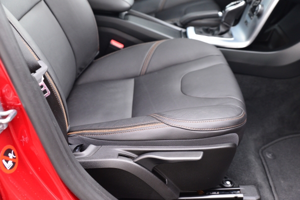  Volvo V40 CROSS COUNTRY LUXE T4 190CH AWD GEARTRONIC 8