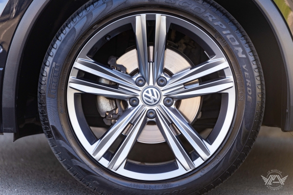 Volkswagen TIGUAN TDI 150 CARAT EXCLUSIVE 4M PACK R-LINE DSG7