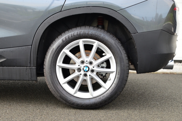 BMW X2 SDRIVE 18I BUSINESS DESIGN DKG7