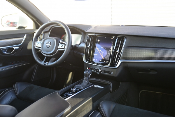  Volvo V90 D5 235CH AWD R-DESIGN GEARTRONIC 8
