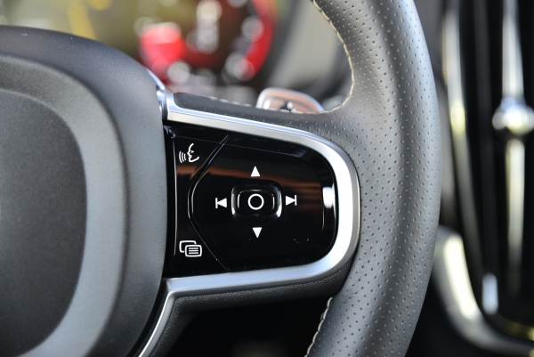  Volvo V90 D5 235CH AWD R-DESIGN GEARTRONIC 8