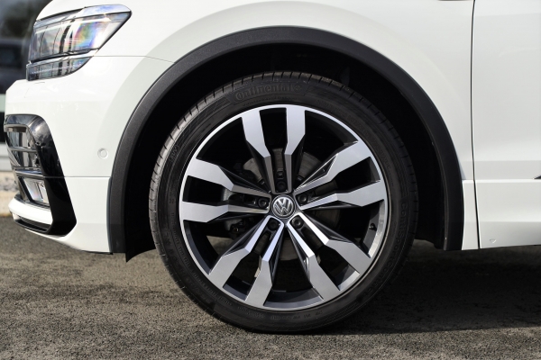  Volkswagen TIGUAN TDI 150 CARAT EXCLUSIVE PACK R-LINE DSG7