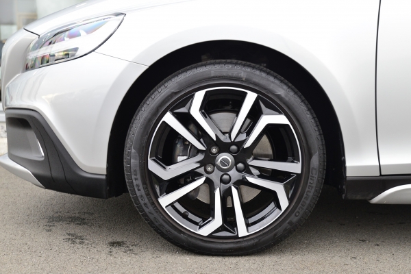  Volvo V40 CROSS COUNTRY D3 150CH ÖVERSTA EDITION