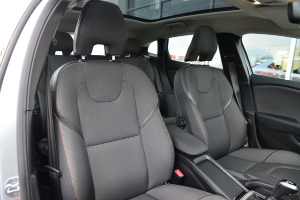  Volvo V40 CROSS COUNTRY D3 150CH ÖVERSTA EDITION