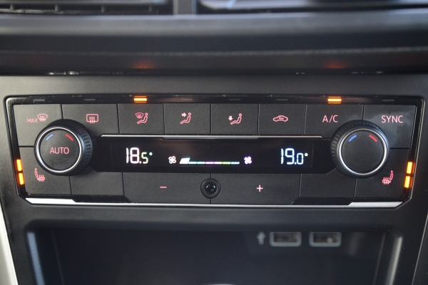  Volkswagen POLO 115 ch TFSI CARAT EXCLUSIVE DSG7