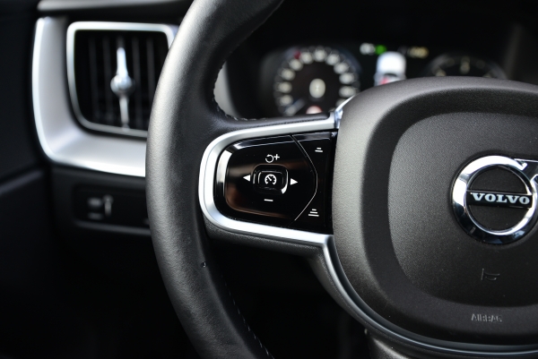  Volvo XC60 D4 190CH AWD INSCRIPTION LUXE GEARTRONIC 8