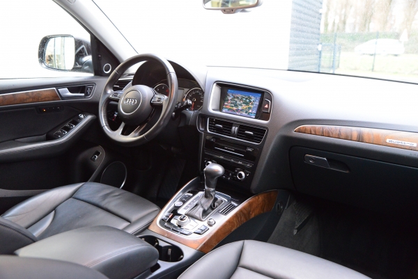 Audi Q5 TDI 177 QUATTRO AVUS S-TRONIC