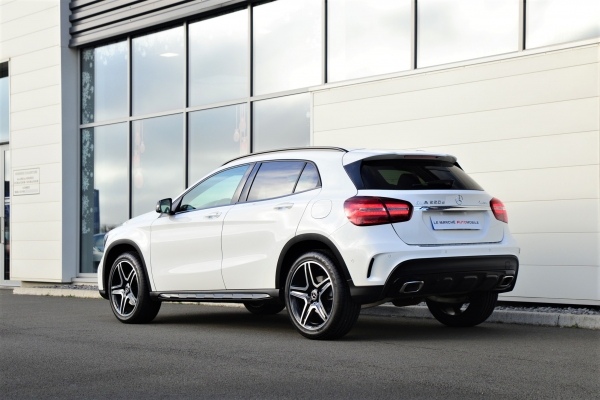 Mercedes GLA 220D 4MATIC FASCINATION 7G-DCT 