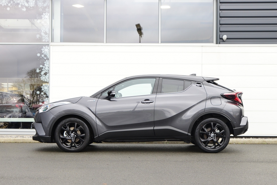 C-HR 122CH GRAPHIC 2WD E-CVT 