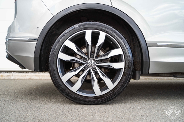  Volkswagen TIGUAN TDI 150 CARAT PACK R-LINE DSG7