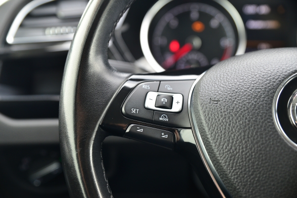  Volkswagen TOURAN TDI 150 CARAT DSG
