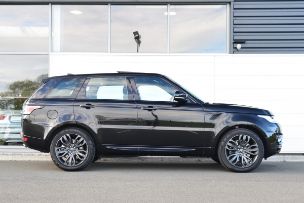 Land Rover RANGE ROVER SPORT TDV6 258CH HSE DYNAMIC 