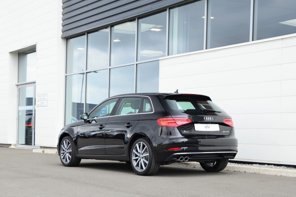 Audi A3 SPORTBACK 35 TDI 150 DESIGN LUXE S-TRONIC