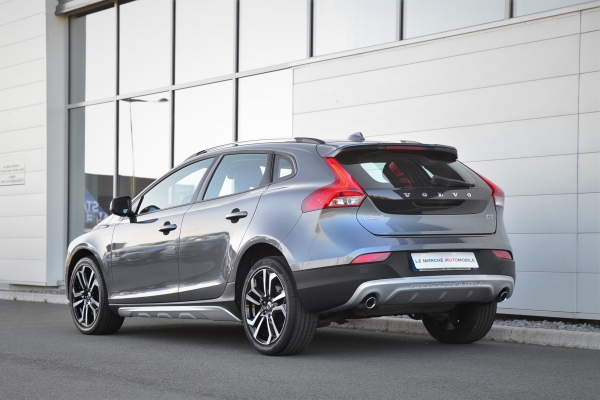  Volvo V40 CROSS COUNTRY D3 150CH OVERSTA EDITION GEARTRONIC