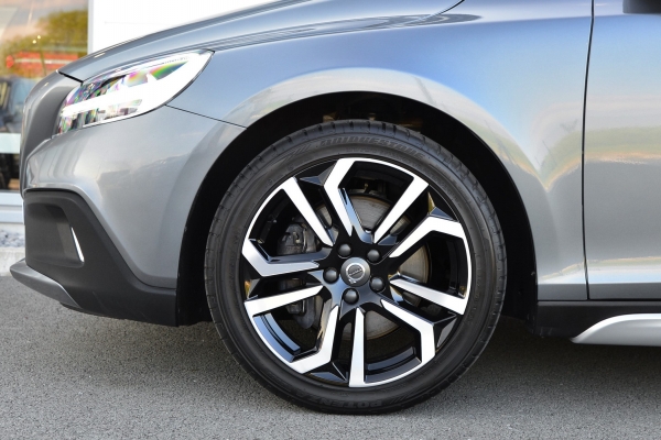  Volvo V40 CROSS COUNTRY D3 150CH OVERSTA EDITION GEARTRONIC
