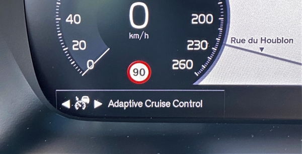  Volvo VOLVO XC40 D4 190 CH AWD FIRST EDITION GEARTRONIC 8