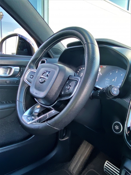  Volvo VOLVO XC40 D4 190 CH AWD FIRST EDITION GEARTRONIC 8
