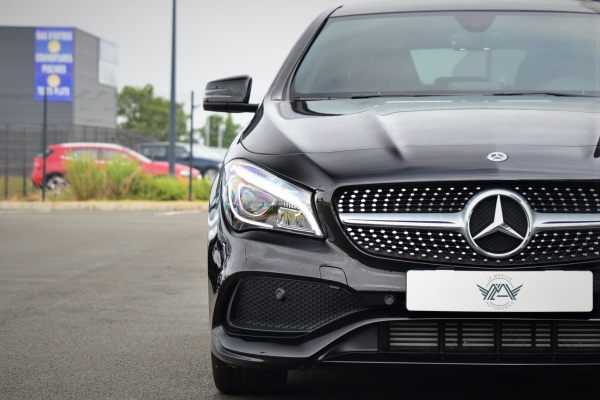 Mercedes CLA 200 STARLIGHT EDITION 7G-DCT 