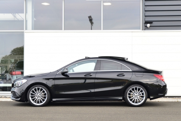 Mercedes CLA 200 STARLIGHT EDITION 7G-DCT 