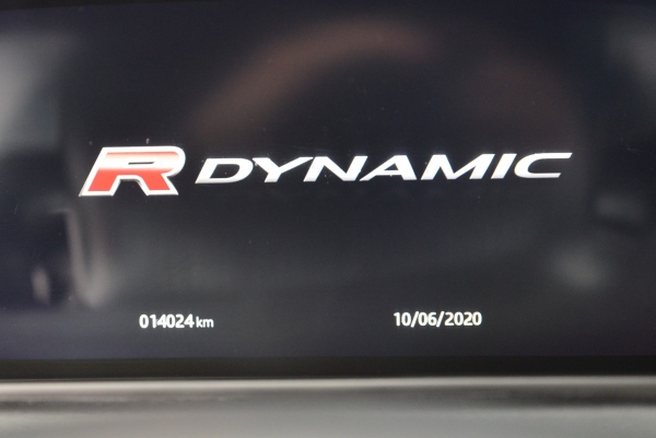 Land Rover RANGE ROVER VELAR AWD D300 SE R-DYNAMIC 