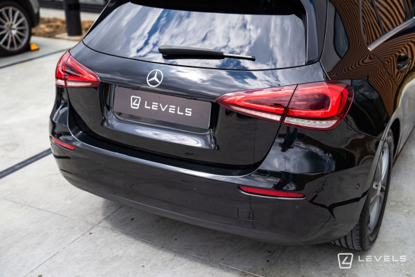 Mercedes CLASSE A 180D BUSINESS LINE 7G-DCT 