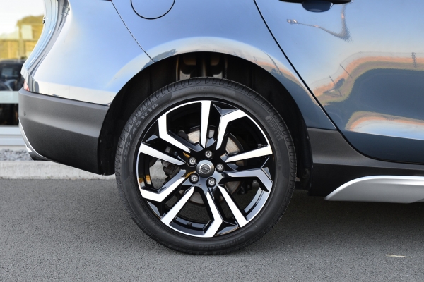  Volvo V40 CROSS COUNTRY T3 OVERSTA EDITION GEARTRONIC