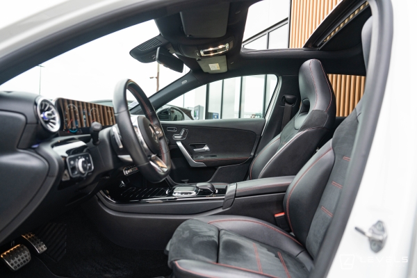 Mercedes CLASSE A 200 AMG LINE 7G-DCT